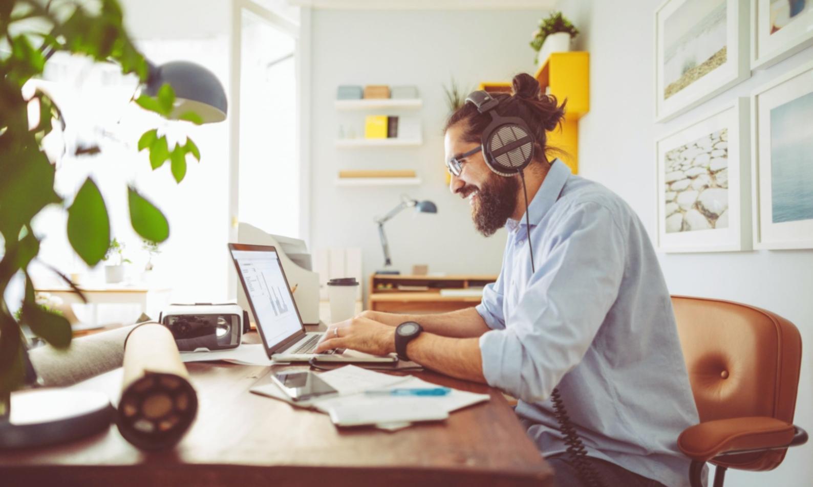 Live webinar session with startup founders discussing business strategies